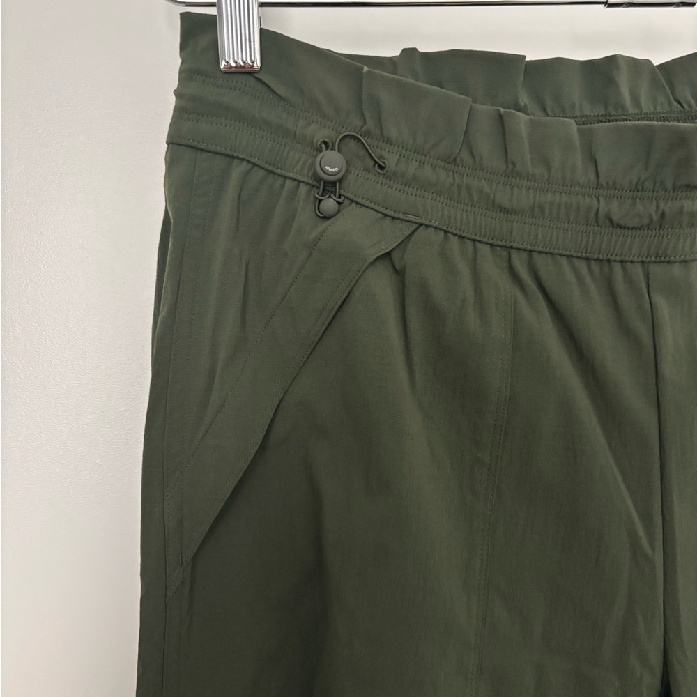 Athleta Trekkie High Rise Parachute Pant - Picture 4 of 9